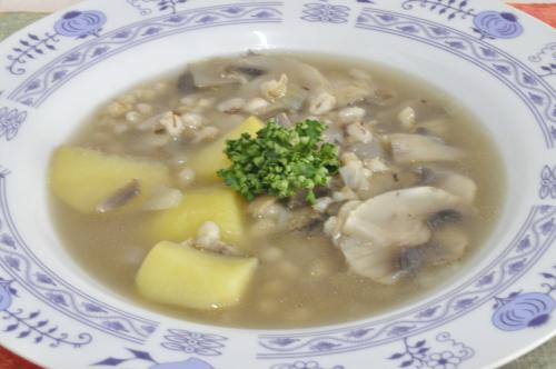 Krupková s houbami  – Snadné recept z Česko kuchyně, hotový za 30 - 45 minut